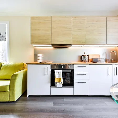 A Two Bedroom A Stride Away From Meridian Greenwich Londra Esterno foto