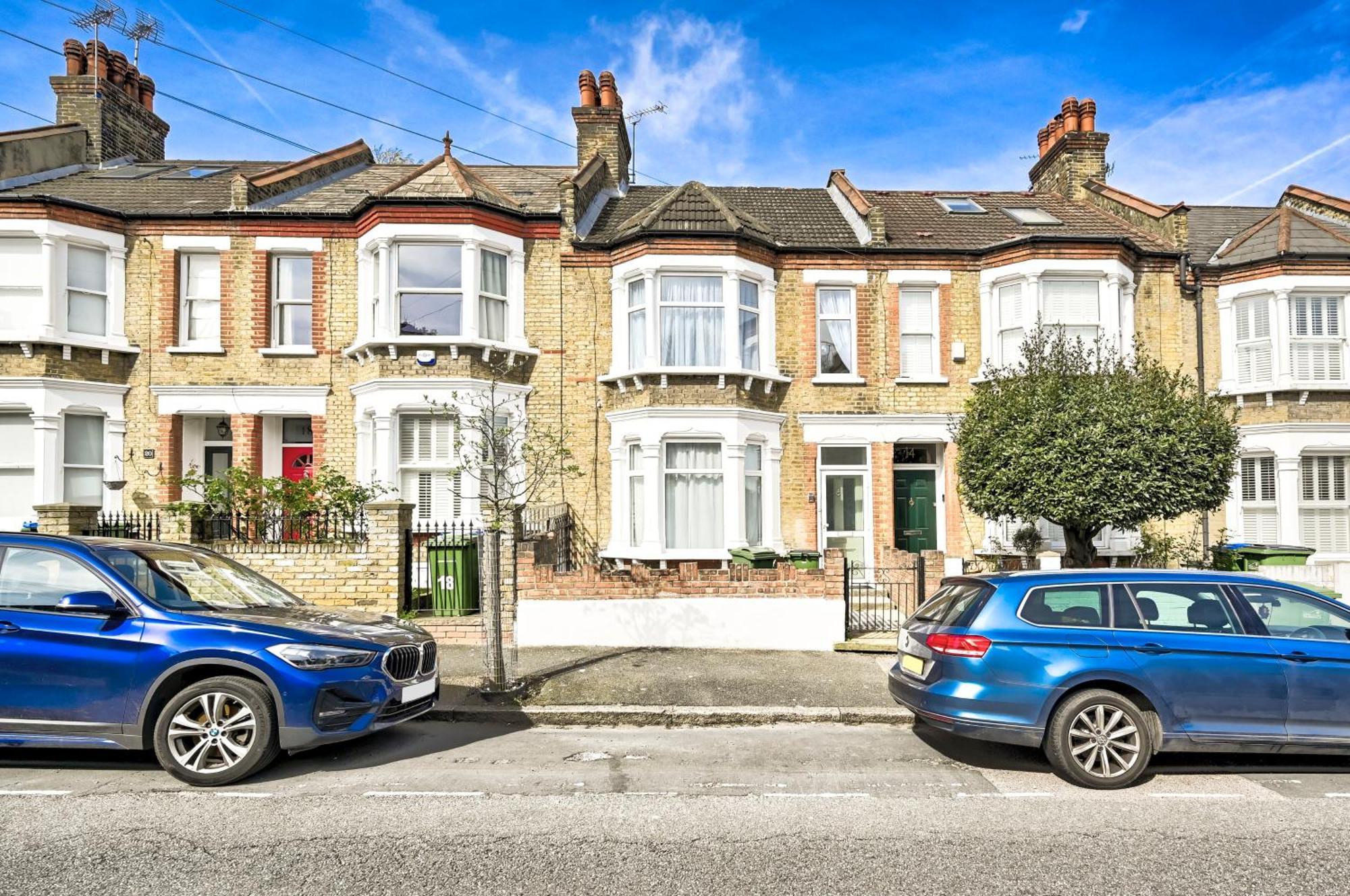 A Two Bedroom A Stride Away From Meridian Greenwich Londra