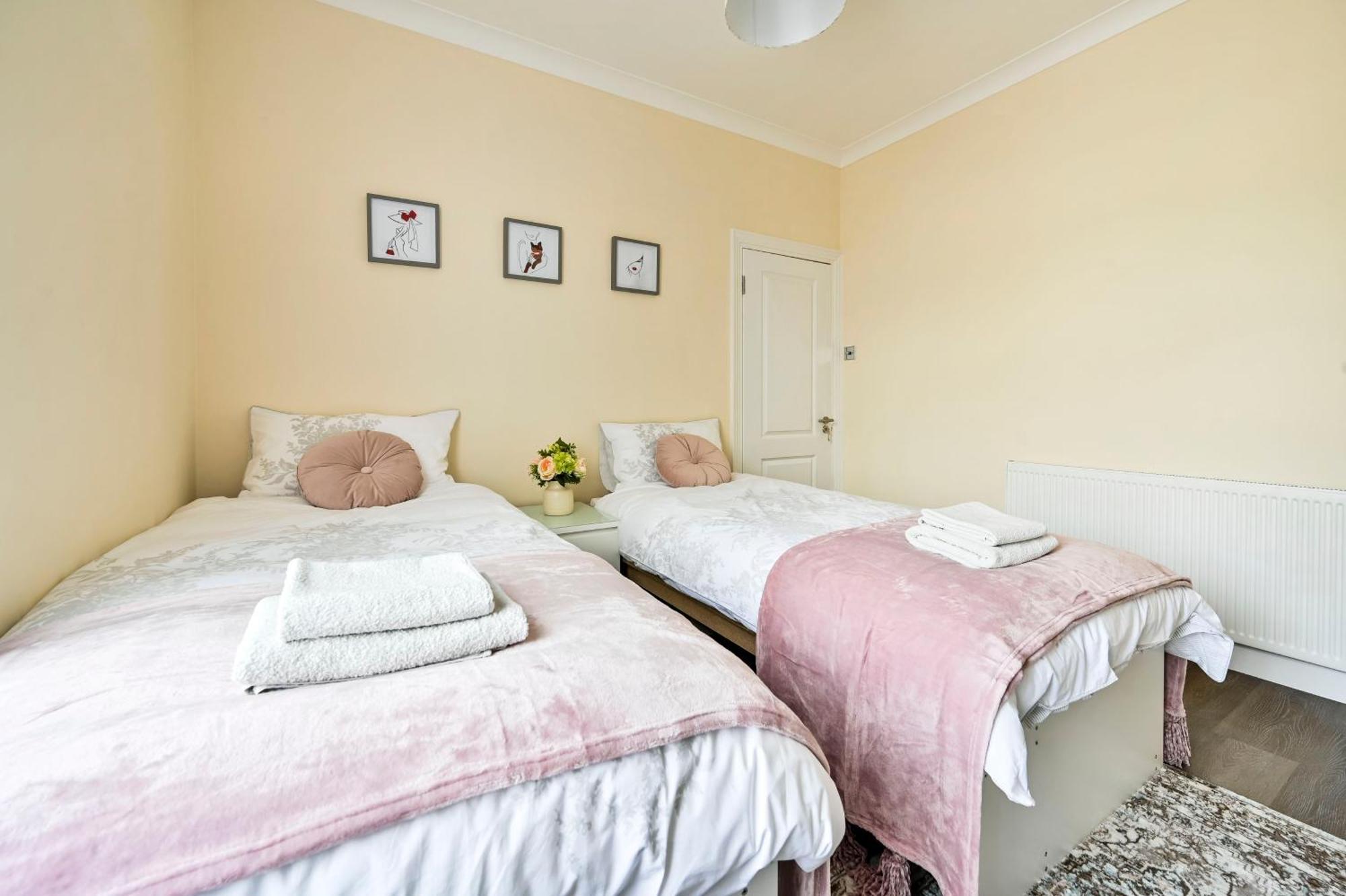 Appartamento A Two Bedroom A Stride Away From Meridian Greenwich *